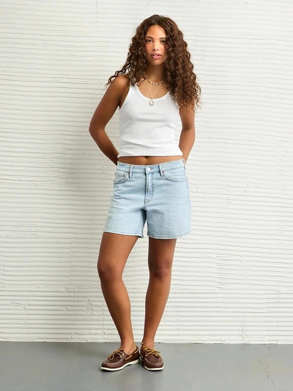 American Eagle Denim Mom Shorts Women's Denim Jean Shorts Size 2 Like New